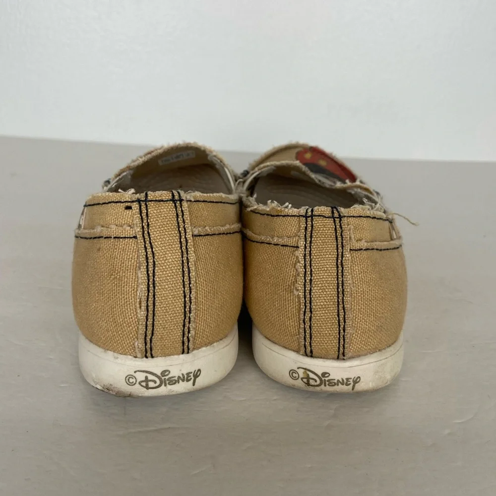 Crocs‎ Disney Mickey Mouse Women's Loafers Size 6 W Cream Comfort Flat Slip On